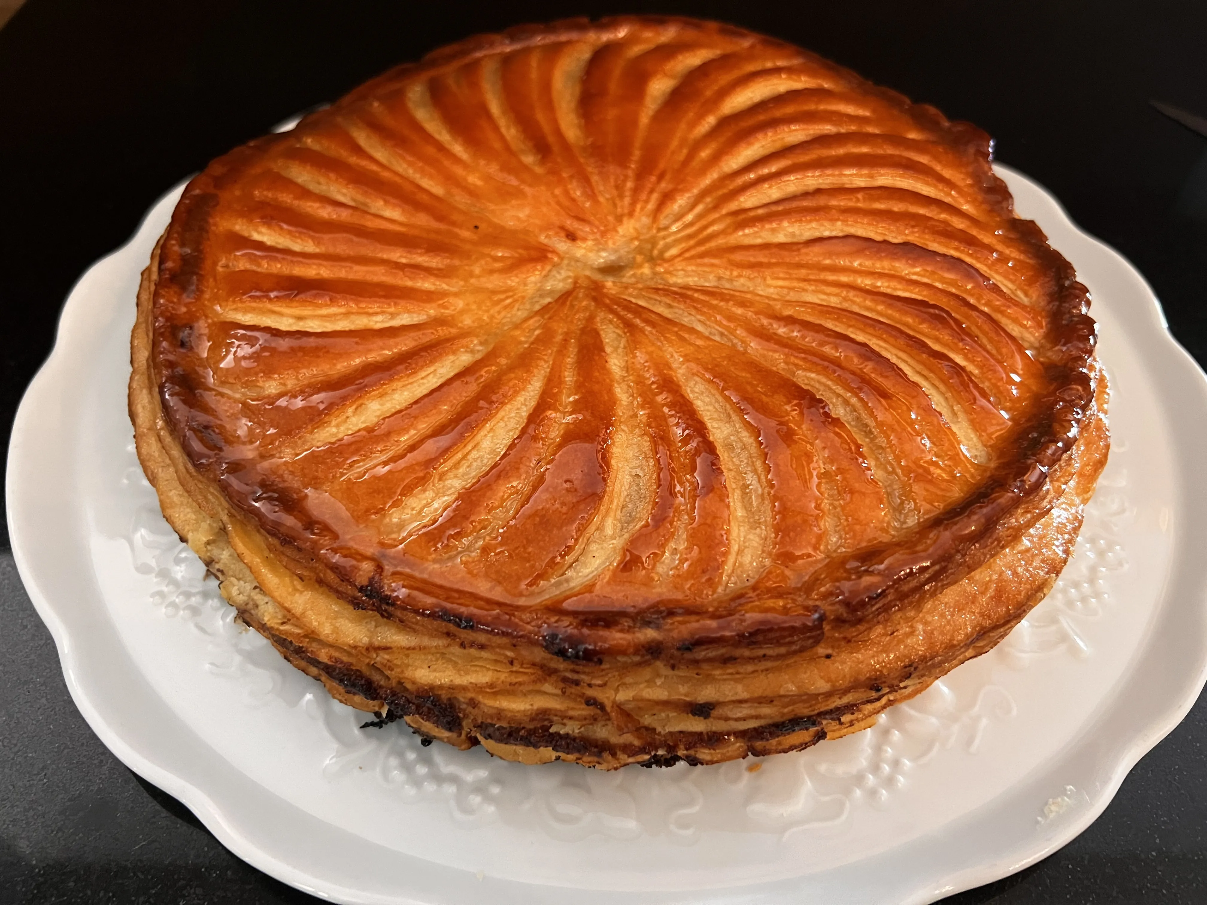 le lustrage de la frangipane