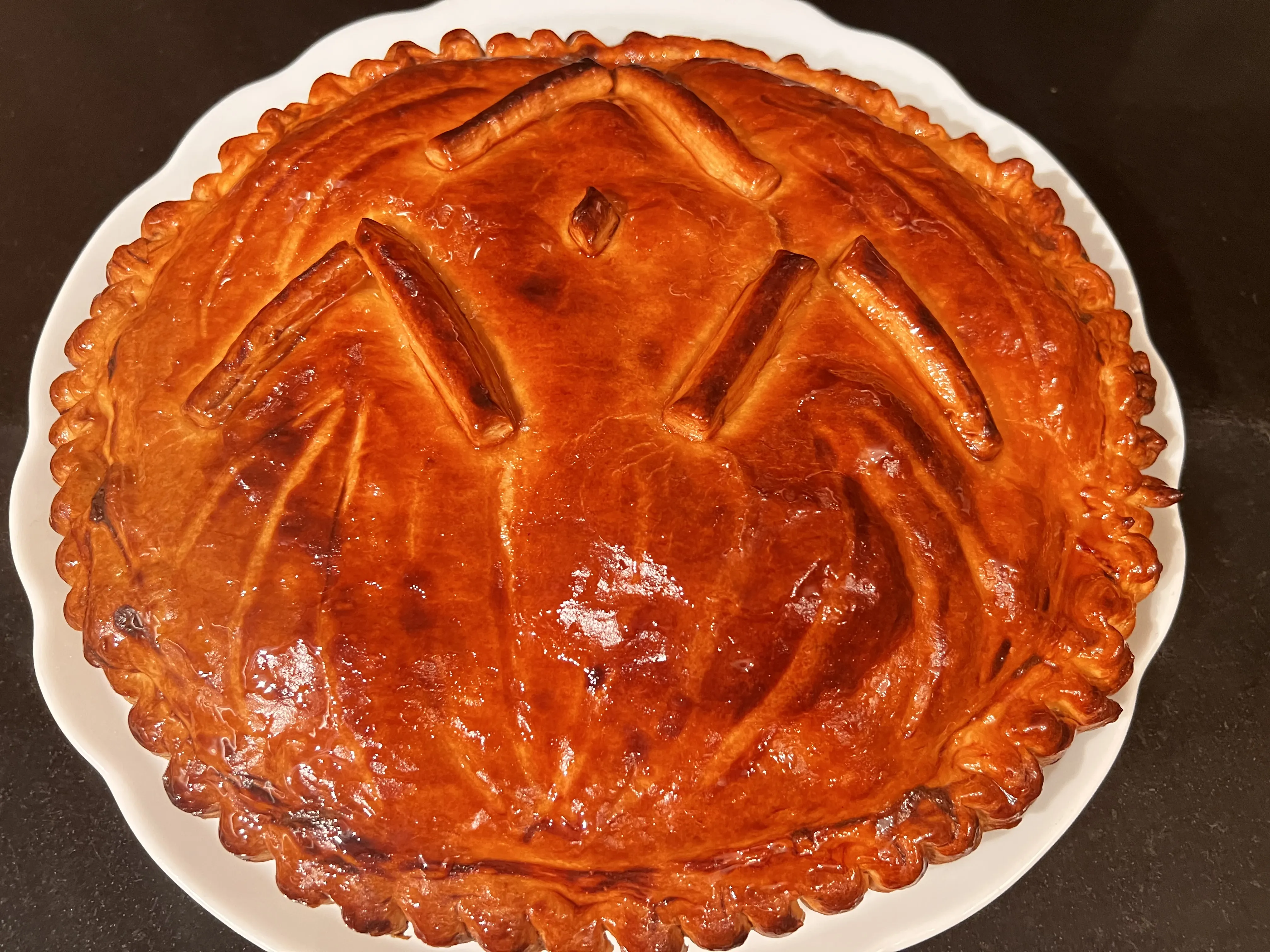 le lustrage de la frangipane