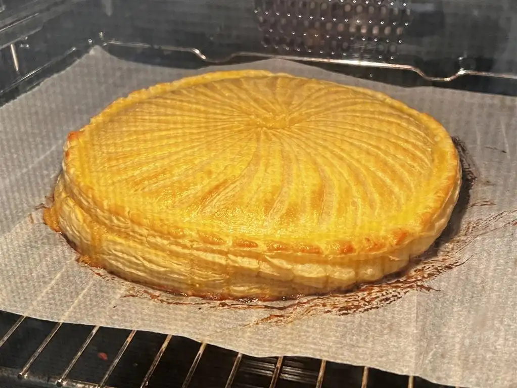 cuisson au four de la frangipane traditionnelle