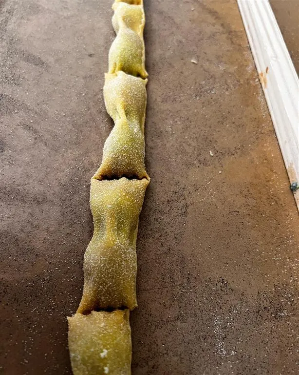la découpe des ravioli