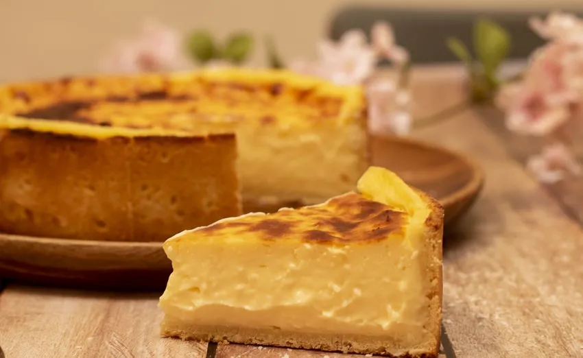 une belle part de flan pâtissier à la vanille
