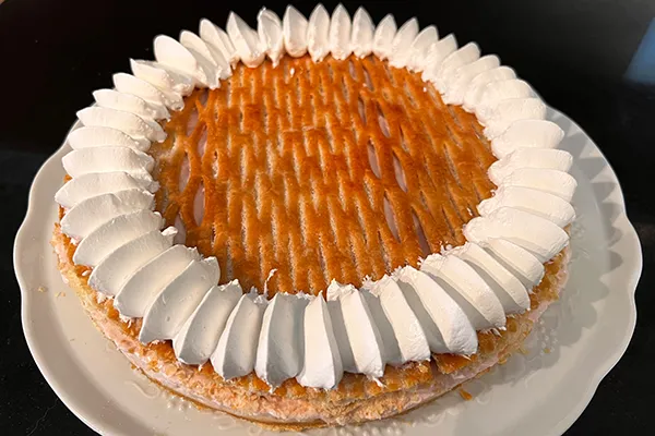 un super gâteau pomme letchis