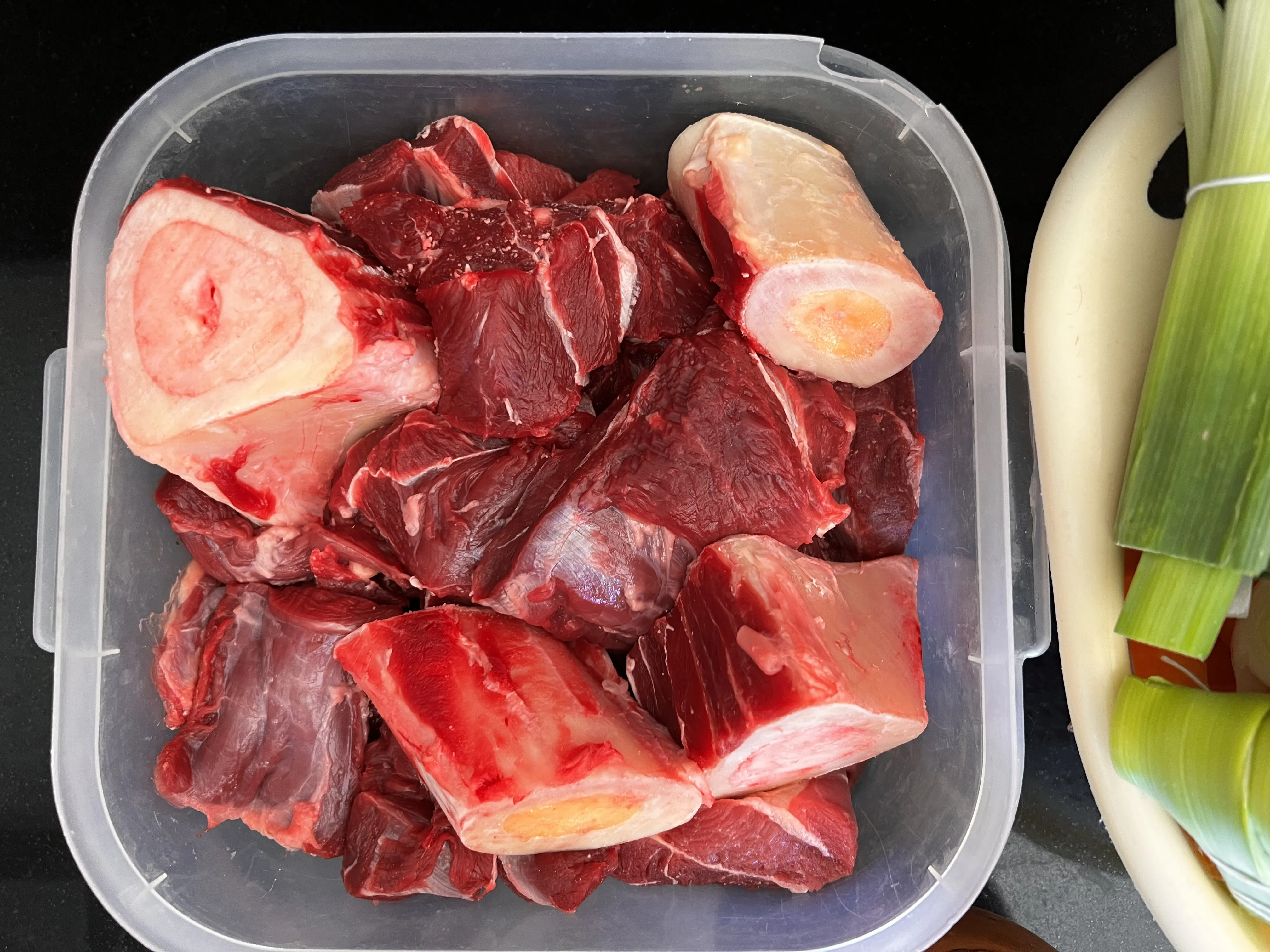 les beaux morceaux de viande pour le pot au feu