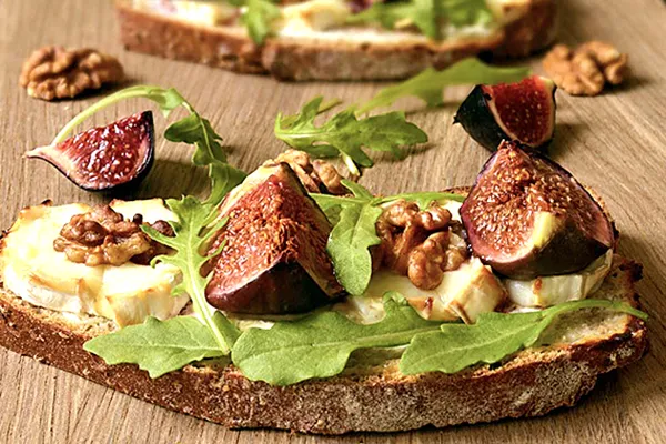 tartine chevre-figues